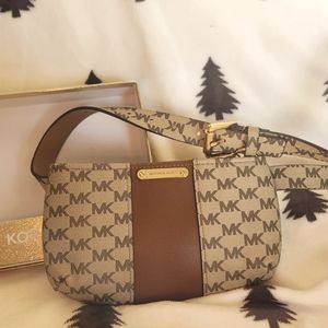 Michael Kors adjustable belt bag NWOT
